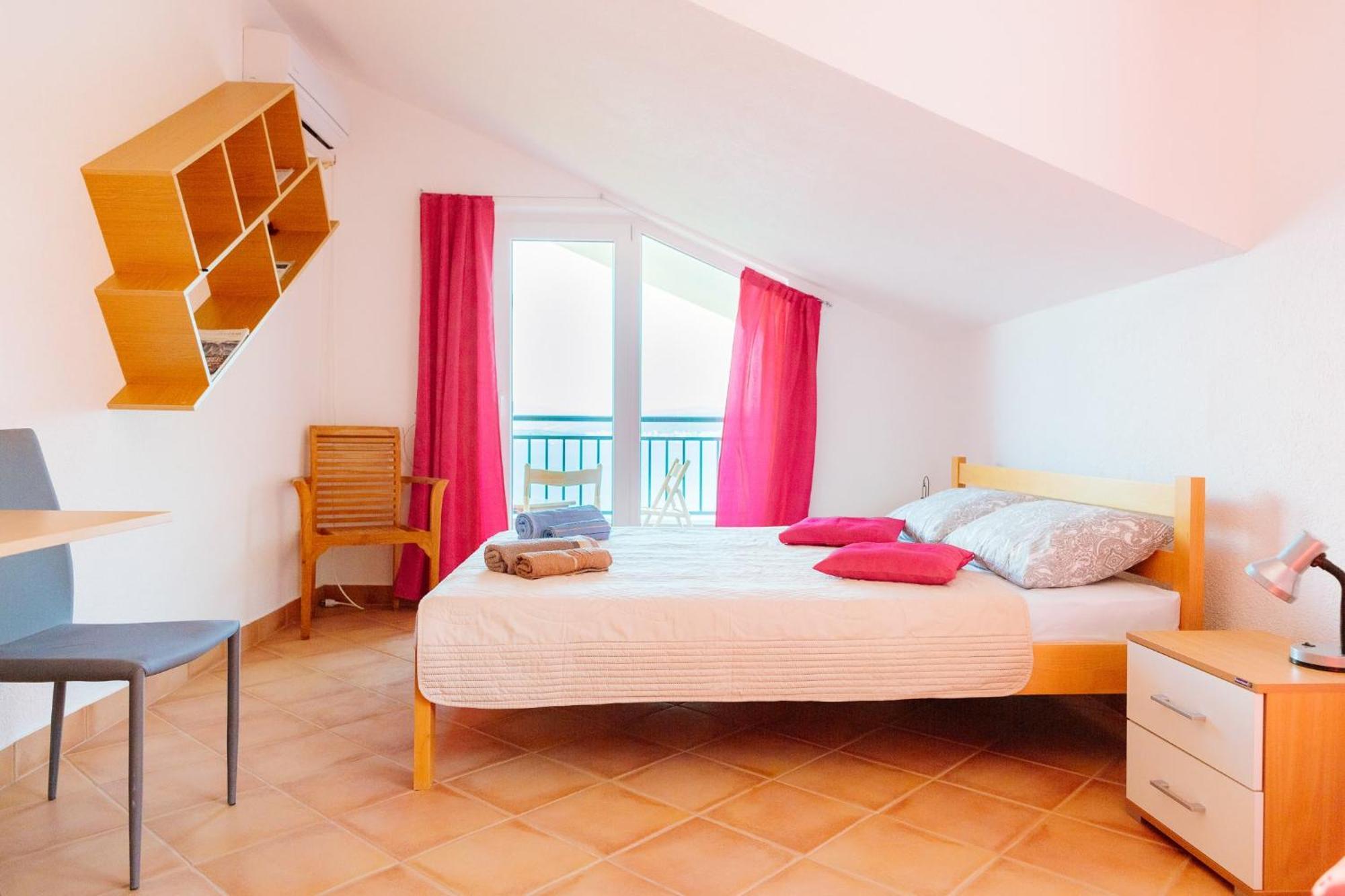 Odessa Mama Apartment Bijela Cameră foto