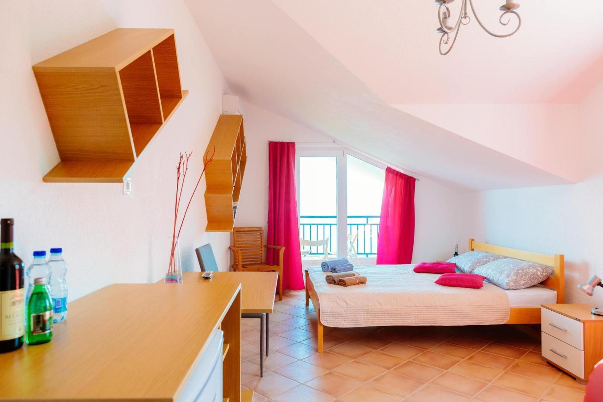 Odessa Mama Apartment Bijela Cameră foto