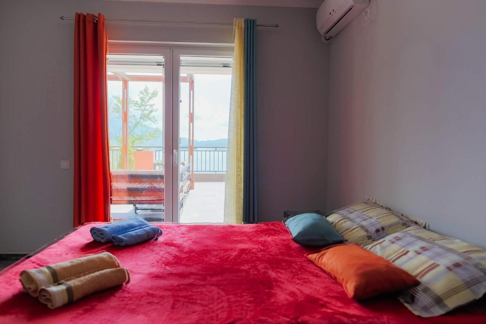 Odessa Mama Apartment Bijela Cameră foto